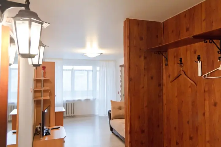 Екатеринбург: Апартаменты ALLiS-HALL, ул. Челюскинцев, 23