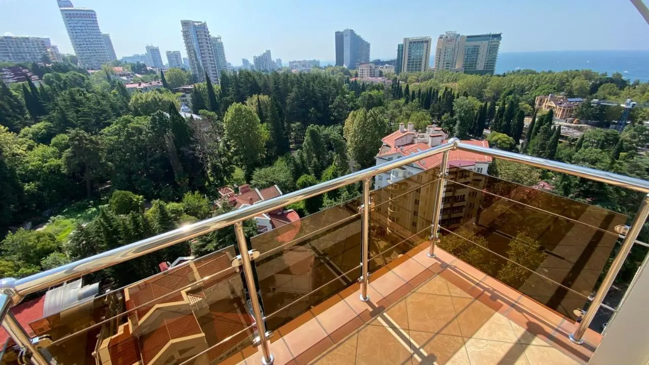 Сочи: Modern: 2BR+3Balc+Top fl. 120sq.m.