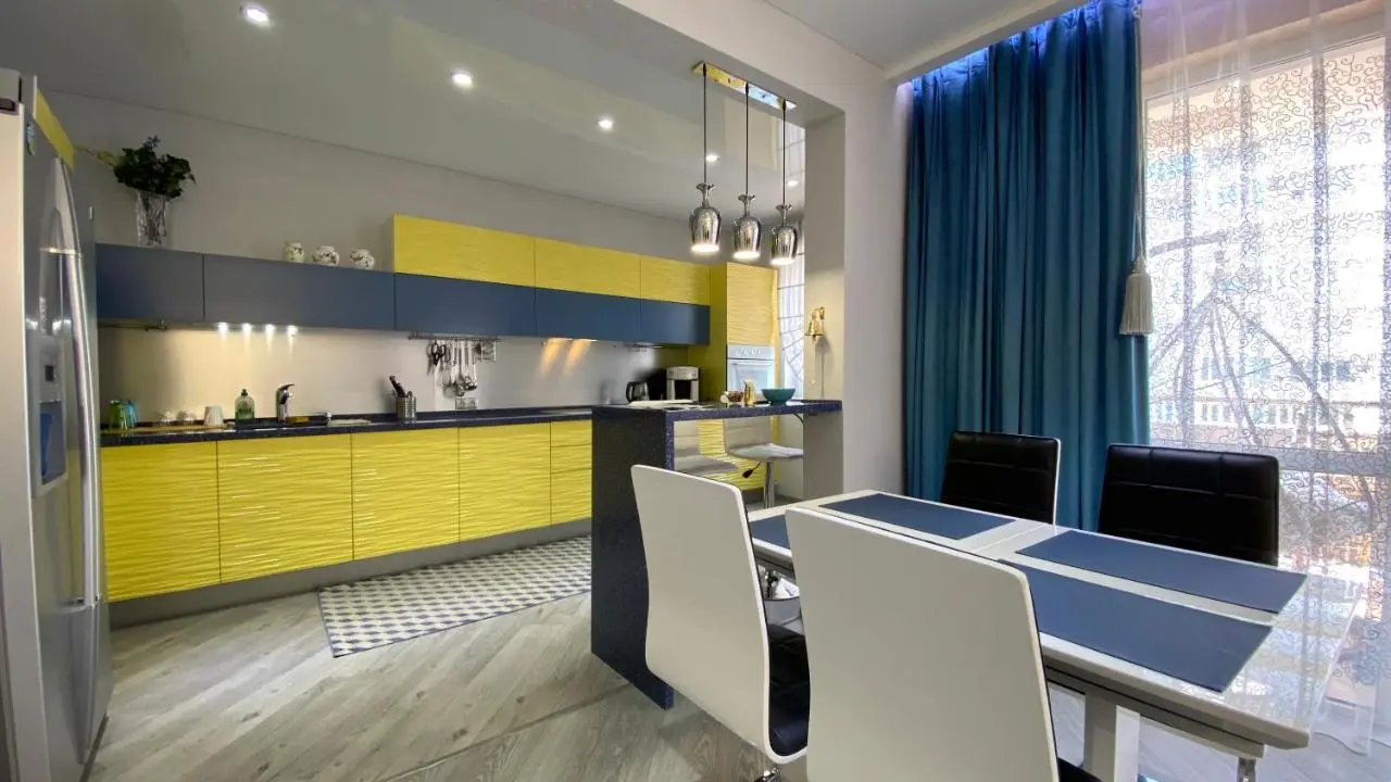 Сочи: Modern: 2BR+3Balc+Top fl. 120sq.m.