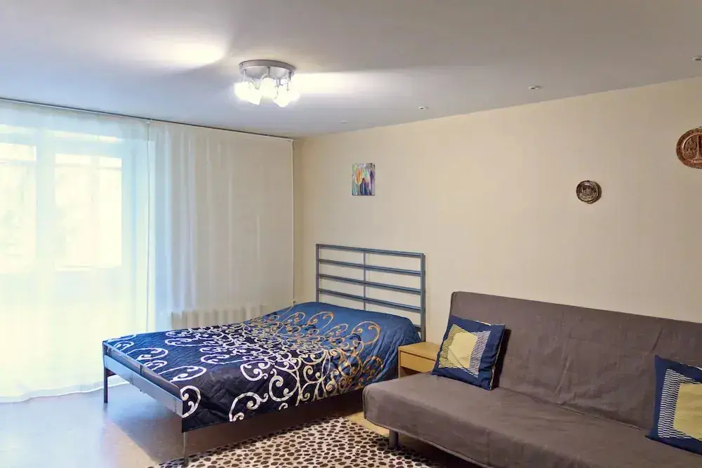 Екатеринбург: Апартаменты ALLiS-HALL, ул. Первомайская, 70