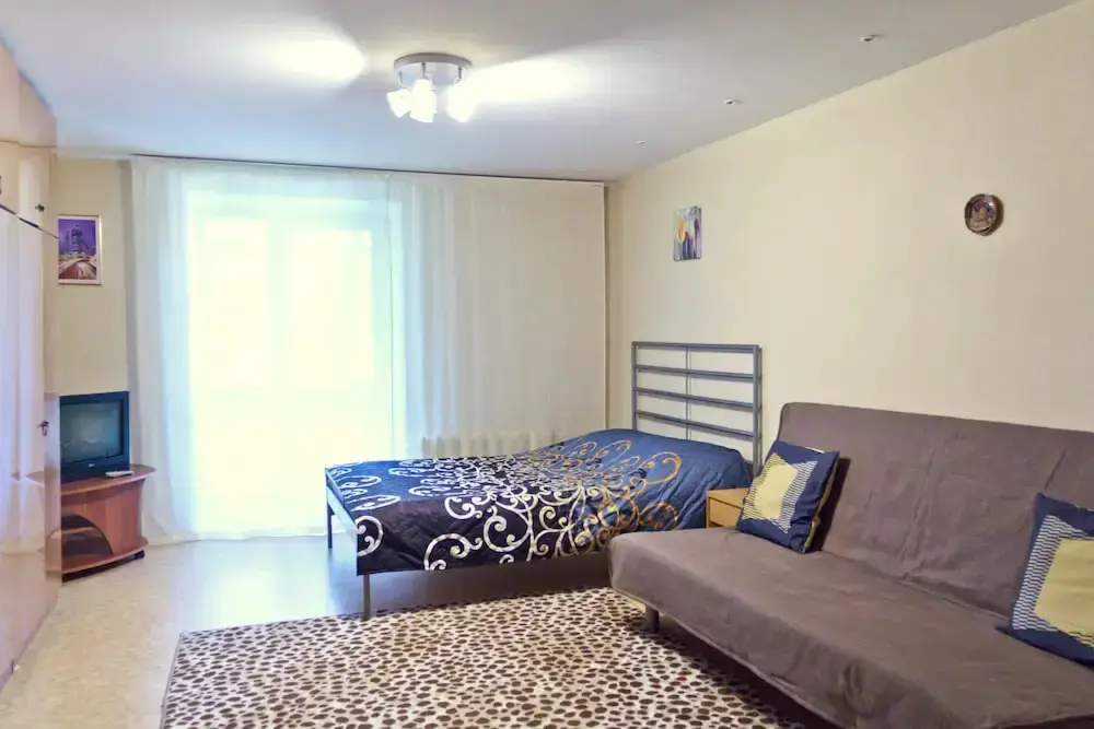 Екатеринбург: Апартаменты ALLiS-HALL, ул. Первомайская, 70