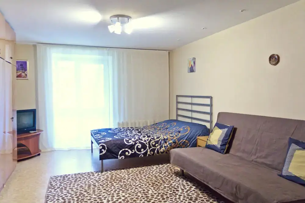 Екатеринбург: Апартаменты ALLiS-HALL, ул. Первомайская, 70