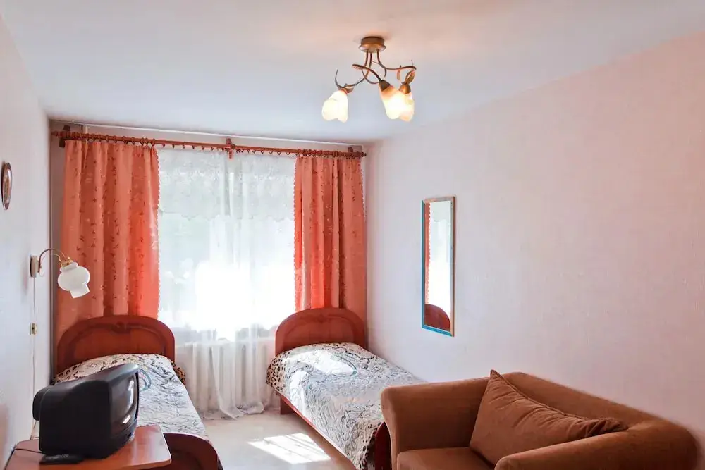 Екатеринбург: Апартаменты ALLiS-HALL, ул. Первомайская, 70