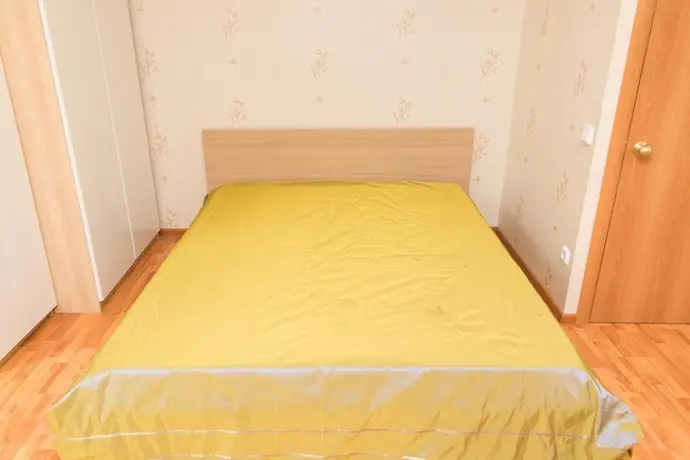 Екатеринбург: Apartment on Blyukhera