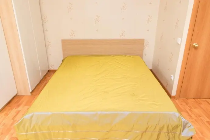 Екатеринбург: Apartment on Blyukhera