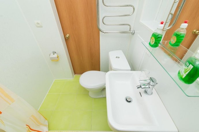 Екатеринбург: Apartment on Blyukhera