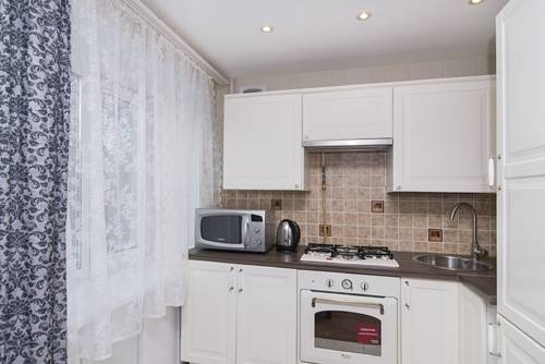 Екатеринбург: Apartment on Lunacharskogo