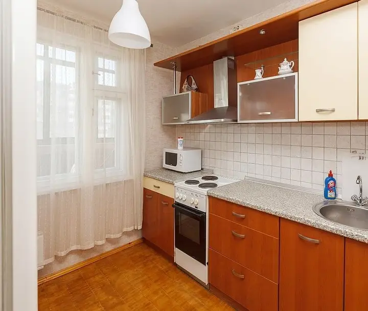 Екатеринбург: Apartment on Rodonitovoy