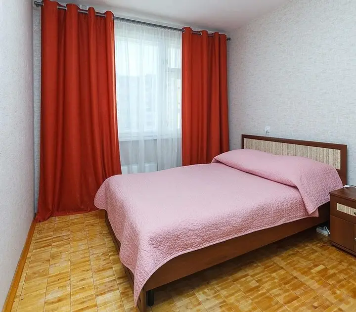 Екатеринбург: Apartment on Rodonitovoy