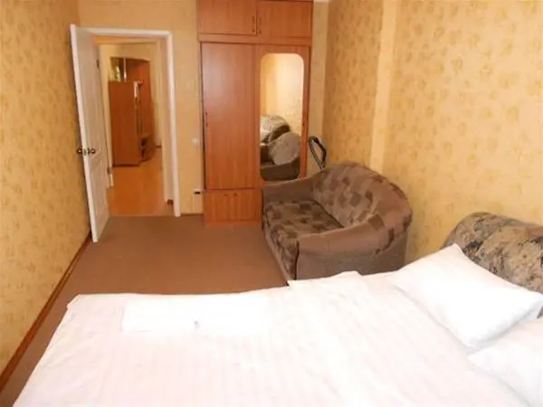 Екатеринбург: Apartments Domovoi on Akademicheskaya