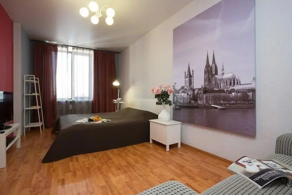 Екатеринбург: Apartamenty EtazhiDejli Tsentr