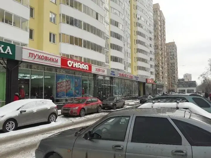Екатеринбург: Дрим Хаус на ул. 8 марта, д. 167