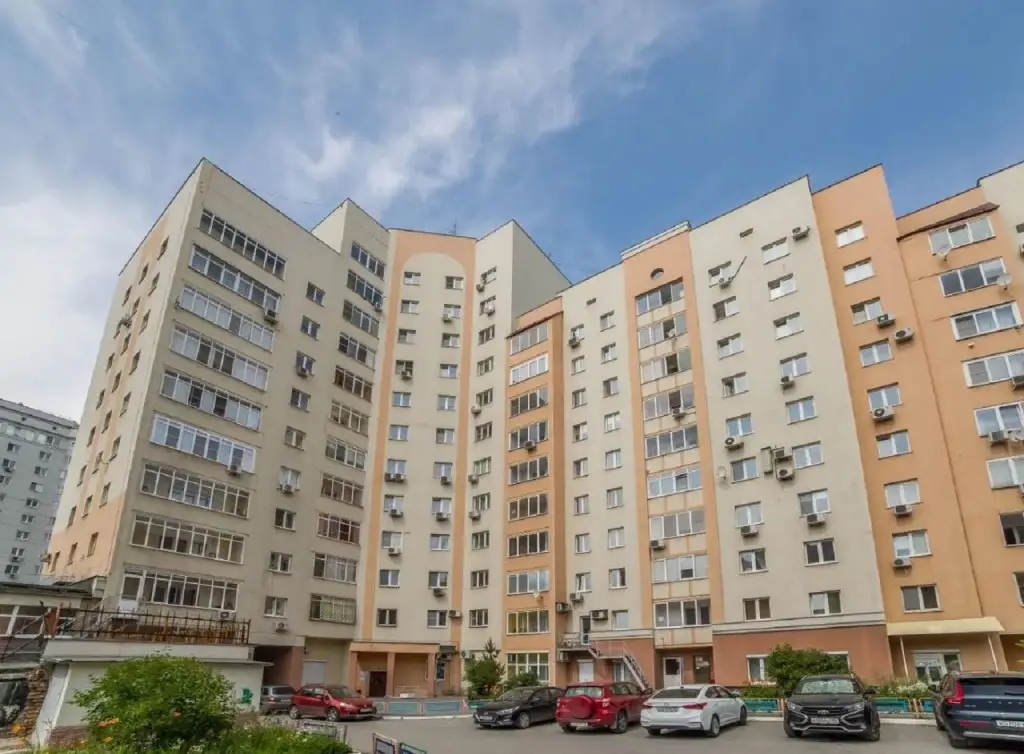 Европа Центр на улице Фролова 29 — фото 1