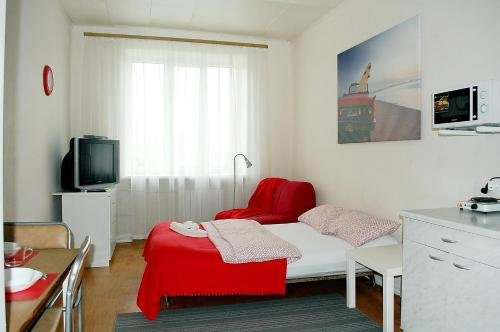 Екатеринбург: Guest House on Studencheskaya 24