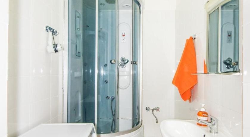 Екатеринбург: Hostel Apelsin