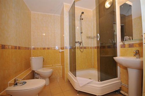 Екатеринбург: Гостиница Исеть