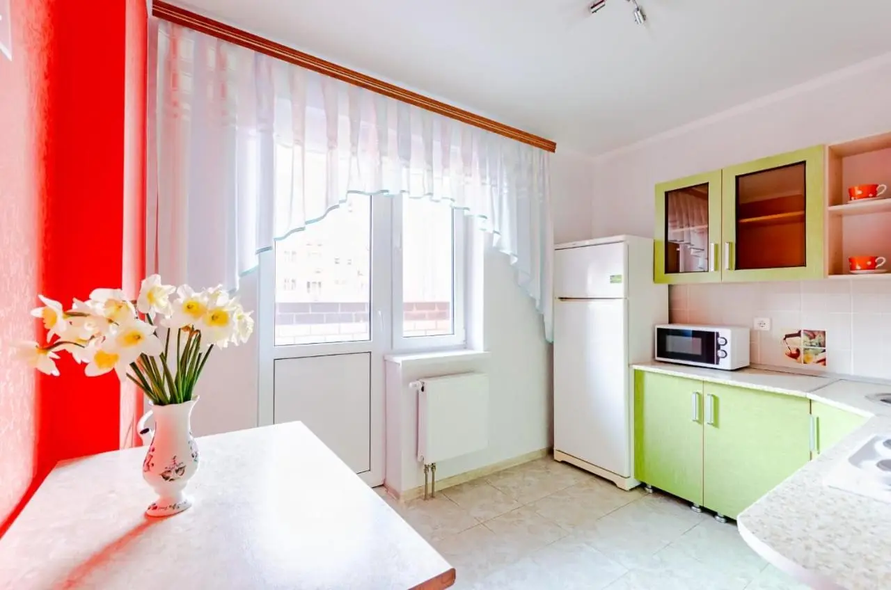 Краснодар: Apartment on Sarabeeva 7