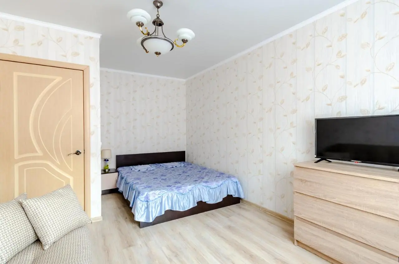 Краснодар: Apartment on Sarabeeva 7