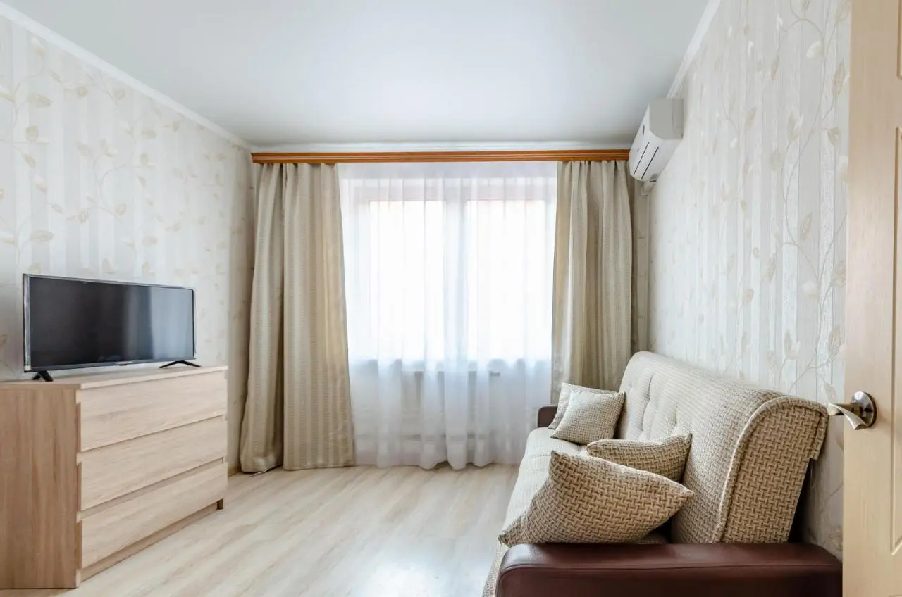 Краснодар: Apartment on Sarabeeva 7