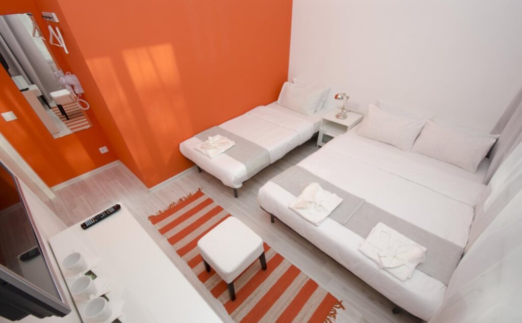 Екатеринбург: Меблированные комнаты Loft Inn