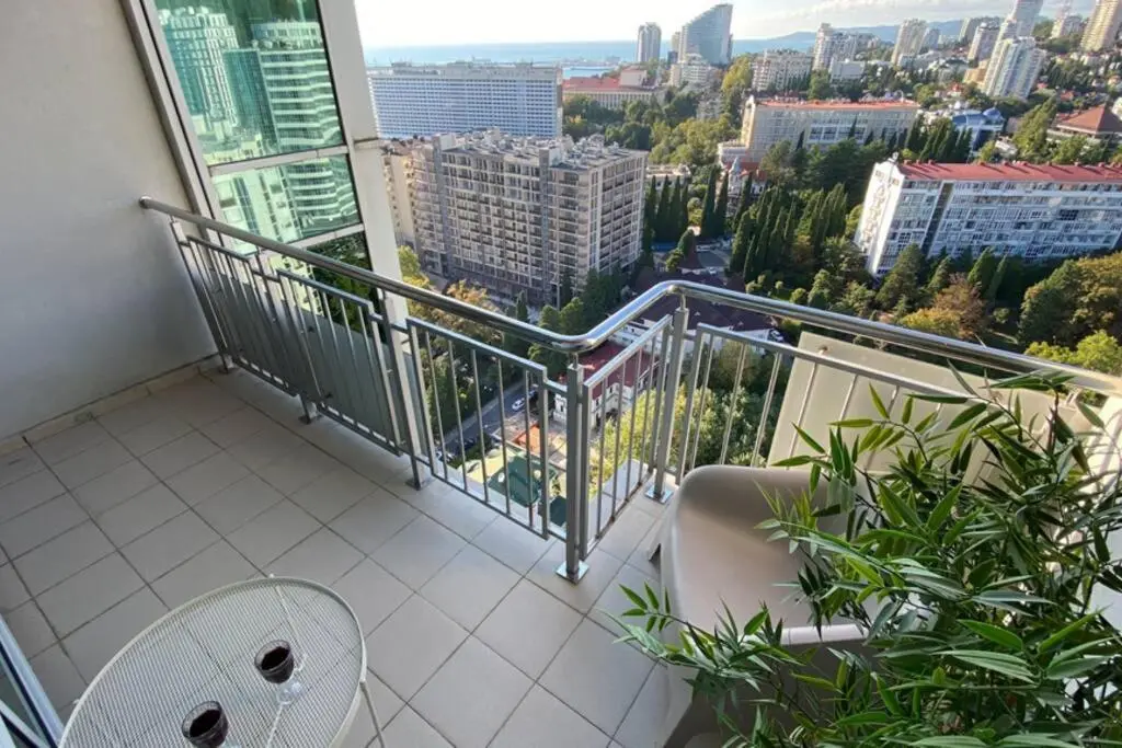 Сочи: Penthouse 24th fl: Home theatre, 2BR, SeaView balcony