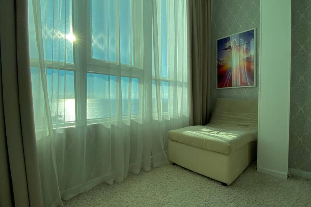 Сочи: Penthouse 24th fl: Home theatre, 2BR, SeaView balcony