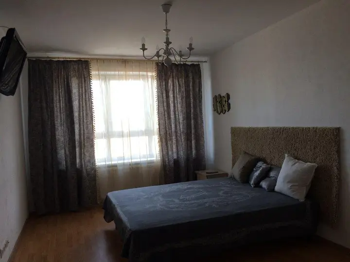 Екатеринбург: Apartment on Sherbakova