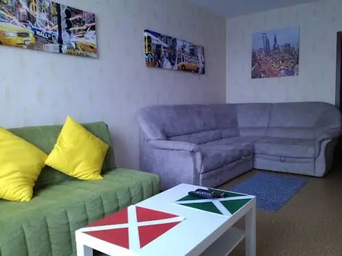 Екатеринбург: Newburg Apartment on Sheveleva