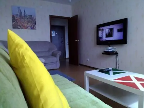 Екатеринбург: Newburg Apartment on Sheveleva