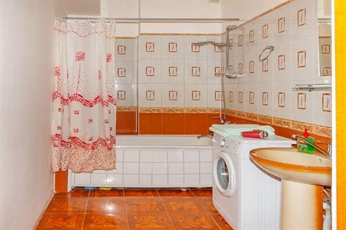Екатеринбург: Petal Lotus Apartments at Malysheva Street