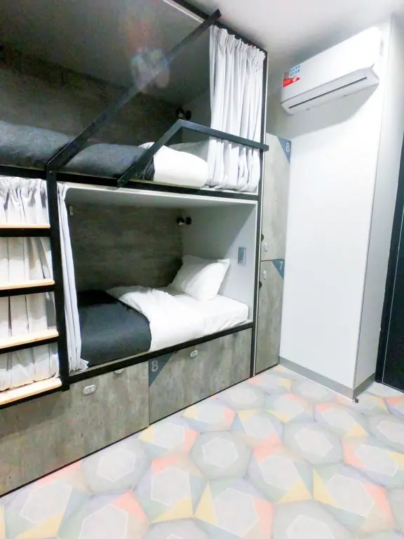 Екатеринбург: Хостел Poshtel VDali