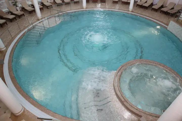 Екатеринбург: Отель Ramada by Wyndham Yekaterinburg