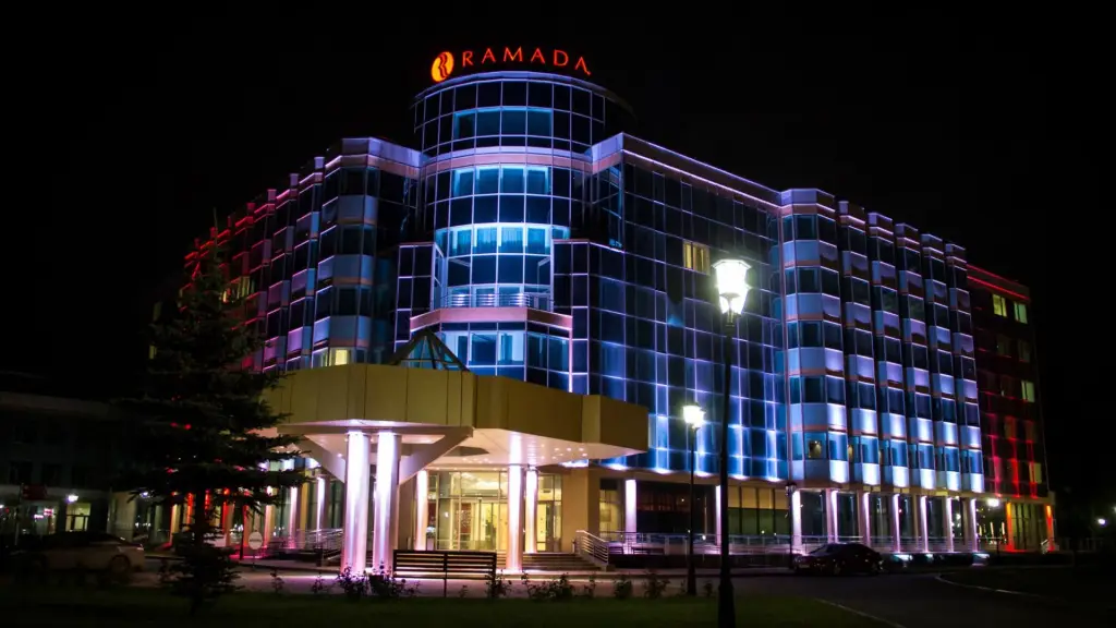 Екатеринбург: Отель Ramada by Wyndham Yekaterinburg