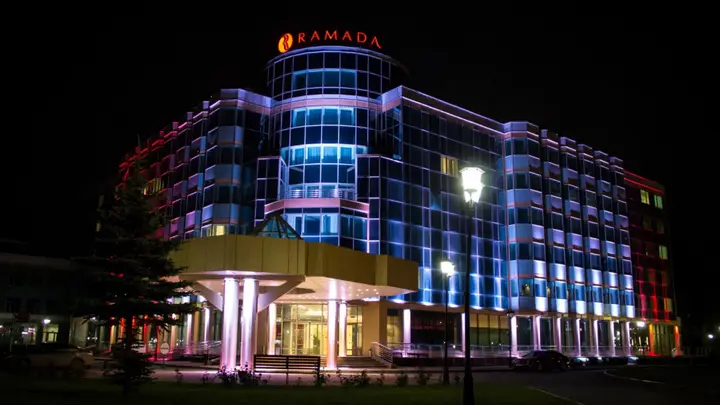 Екатеринбург: Отель Ramada by Wyndham Yekaterinburg