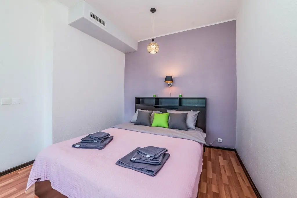 Екатеринбург: RentHouse (РентХаус) на Белинского 108