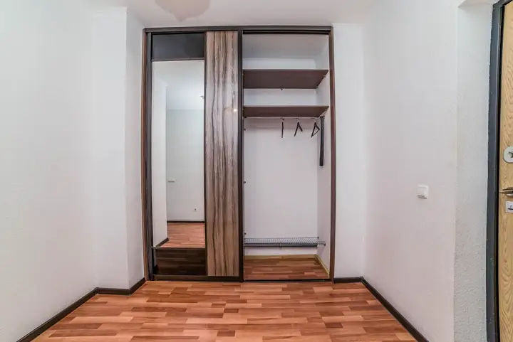 Екатеринбург: RentHouse (РентХаус) на Белинского 108