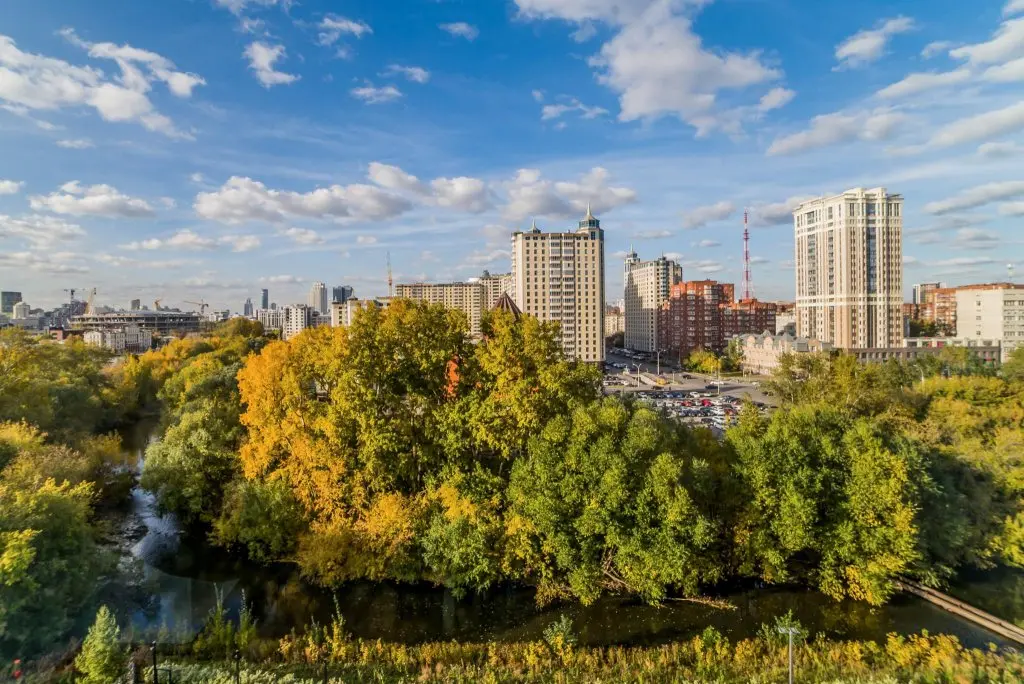Екатеринбург: RentHouse (РентХаус) на Белинского 108
