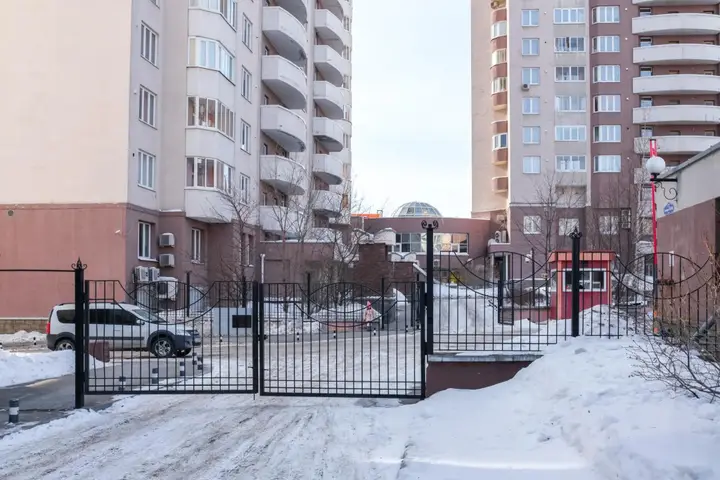 Екатеринбург: Апартаменты Степаненков на Блюхера 45