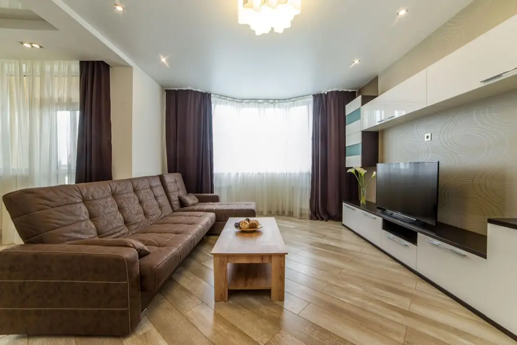 Екатеринбург: RentHouse (РентХаус) на улице Юлиуса Фучика 1