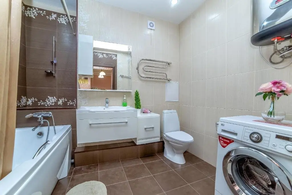 Екатеринбург: RentHouse (РентХаус) на улице Юлиуса Фучика 7