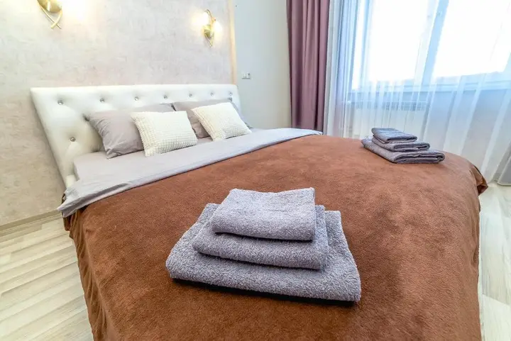 Екатеринбург: RentHouse (РентХаус) на улице Юлиуса Фучика 7