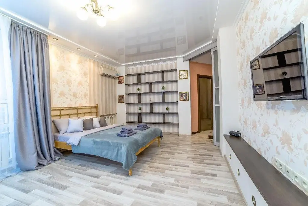 Екатеринбург: RentHouse (РентХаус) на улице Юлиуса Фучика 7