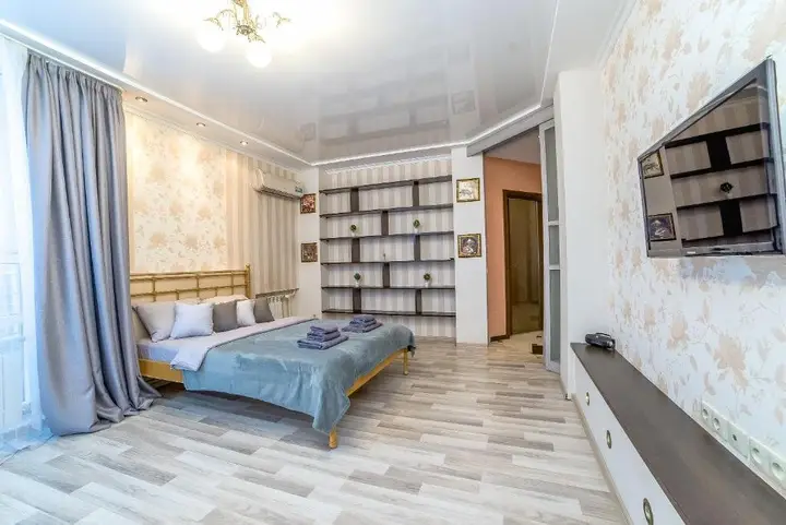 Екатеринбург: RentHouse (РентХаус) на улице Юлиуса Фучика 7
