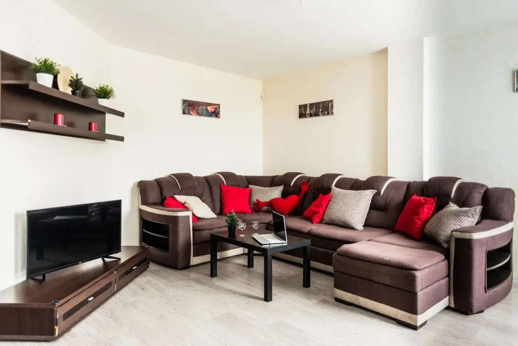 Екатеринбург: Rent House (Рент Хаус) на Татищева 49