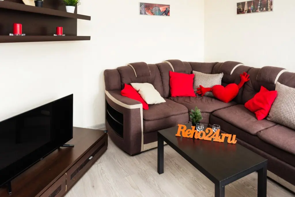 Екатеринбург: Rent House (Рент Хаус) на Татищева 49