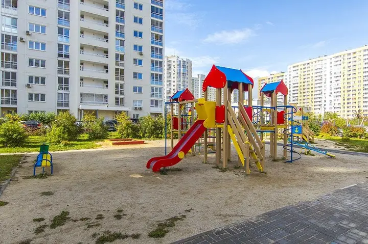 Екатеринбург: Sky Apart (Скай Апарт) на улице Союзная 8
