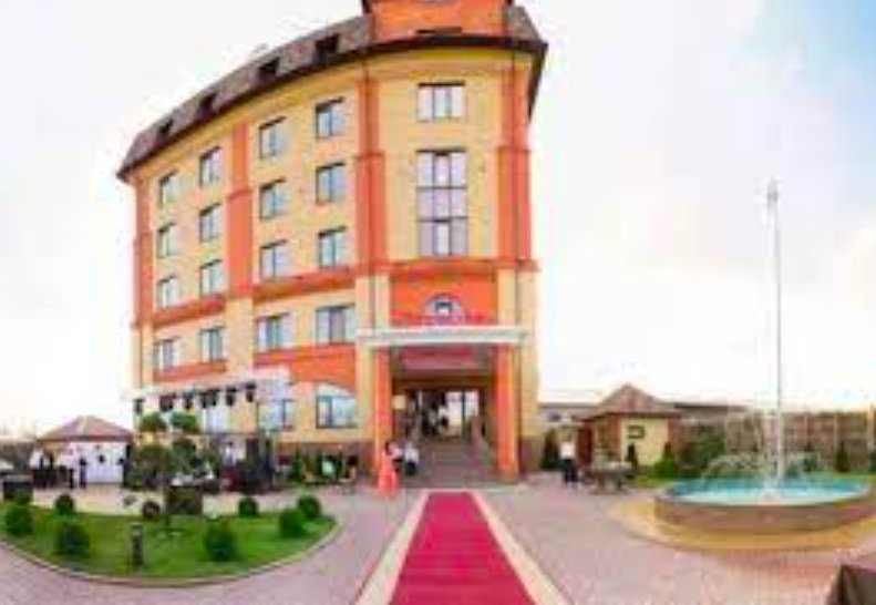 Брянск: Gray Hotel & Restaurant