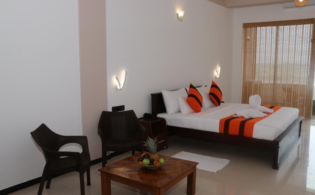 Негомбо: Sea Sands Beach Resort
