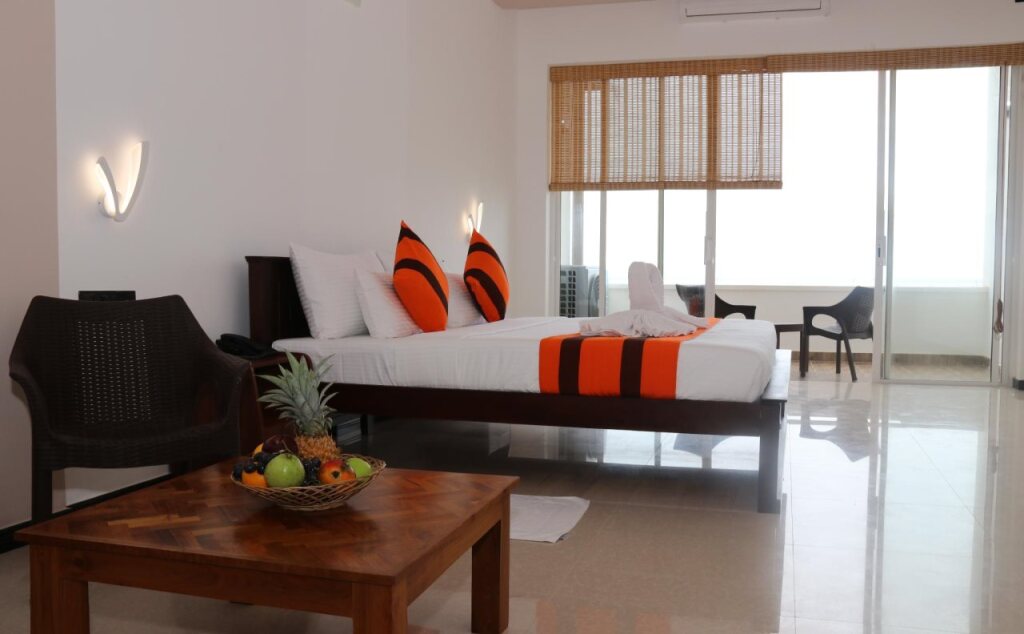 Негомбо: Sea Sands Beach Resort