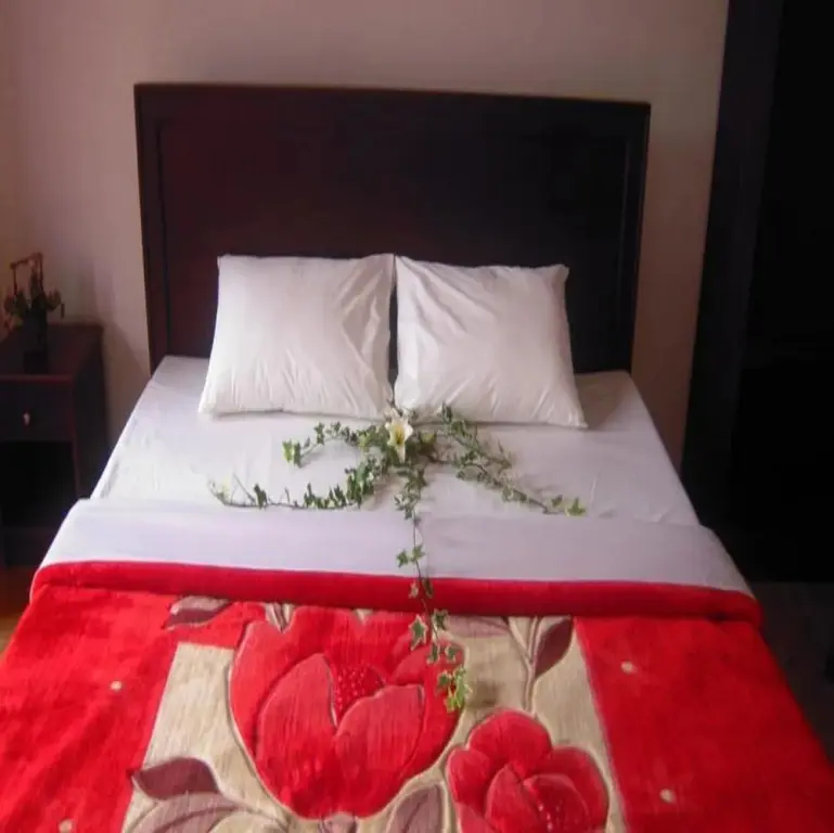 Нувара-Элия: Vista Rooms Rose Garden